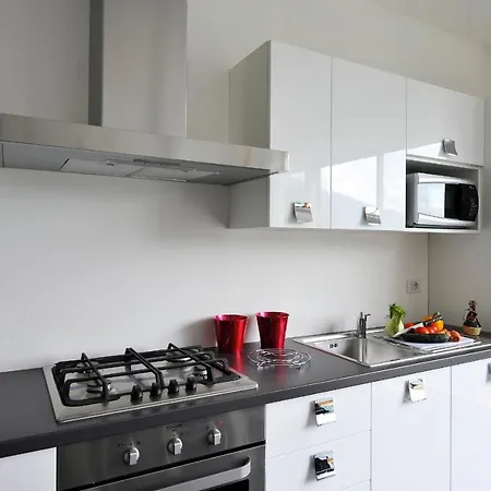 Sleeps 6 Pool Air Con Διαμέρισμα Domaso
