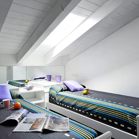 Sleeps 6 Pool Air Con Διαμέρισμα Domaso